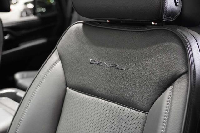 2024 GMC Yukon Vehicle Photo in GRAPEVINE, TX 76051