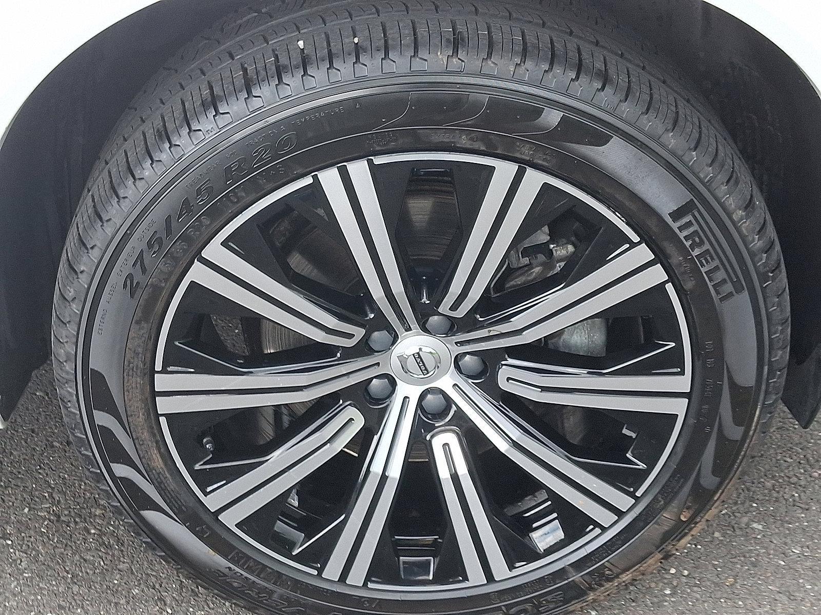 2022 Volvo XC90 Vehicle Photo in Trevose, PA 19053