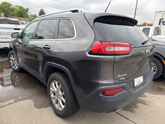2017 Jeep Cherokee Vehicle Photo in ENGLEWOOD, CO 80113-6708