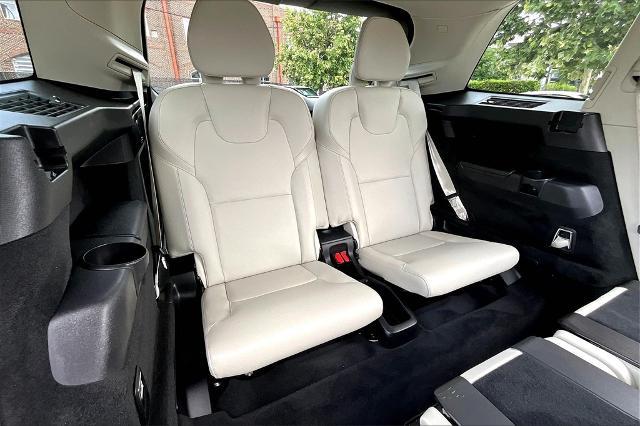 2023 Volvo XC90 Vehicle Photo in Houston, TX 77007