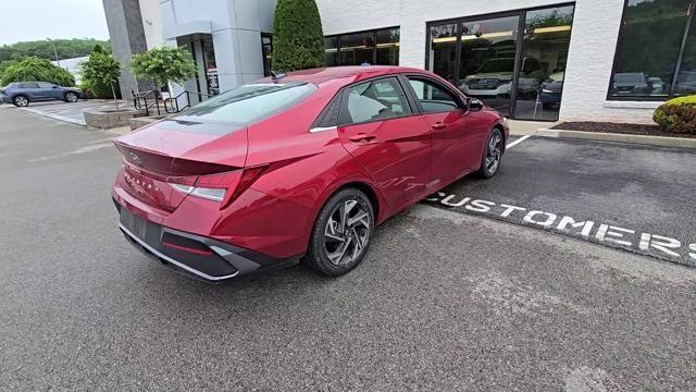2024 Hyundai ELANTRA Vehicle Photo in Pleasant Hills, PA 15236