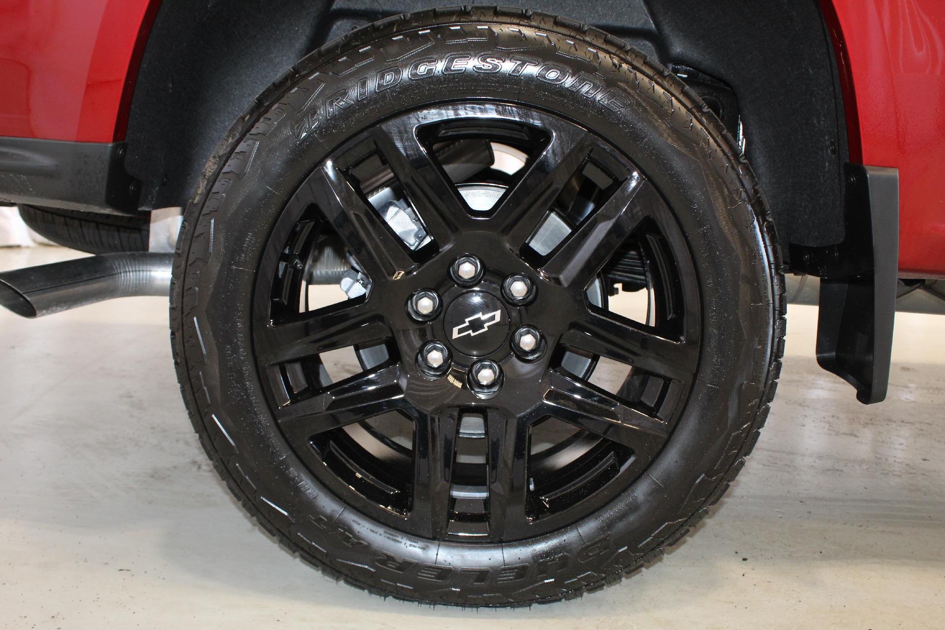 2025 Chevrolet Colorado Vehicle Photo in NORTHAMPTON, MA 01060-1120