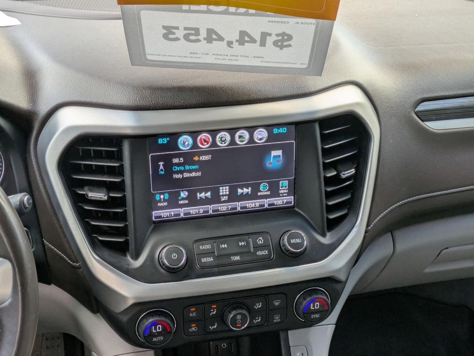 2017 GMC Acadia Vehicle Photo in SELMA, TX 78154-1460