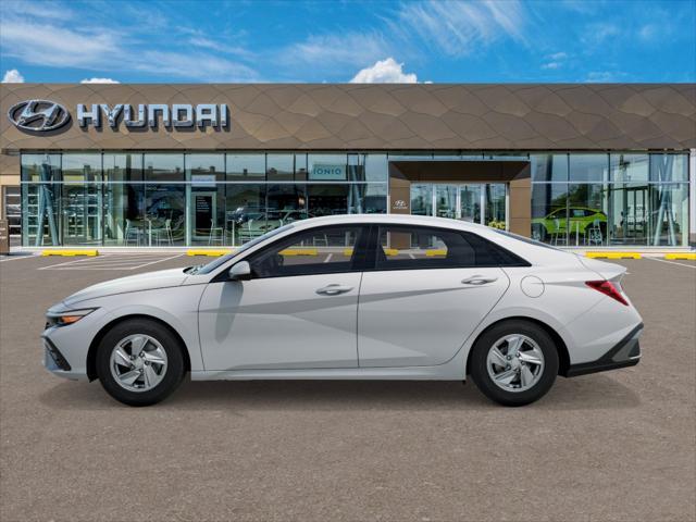 2025 Hyundai ELANTRA Vehicle Photo in Peoria, IL 61615