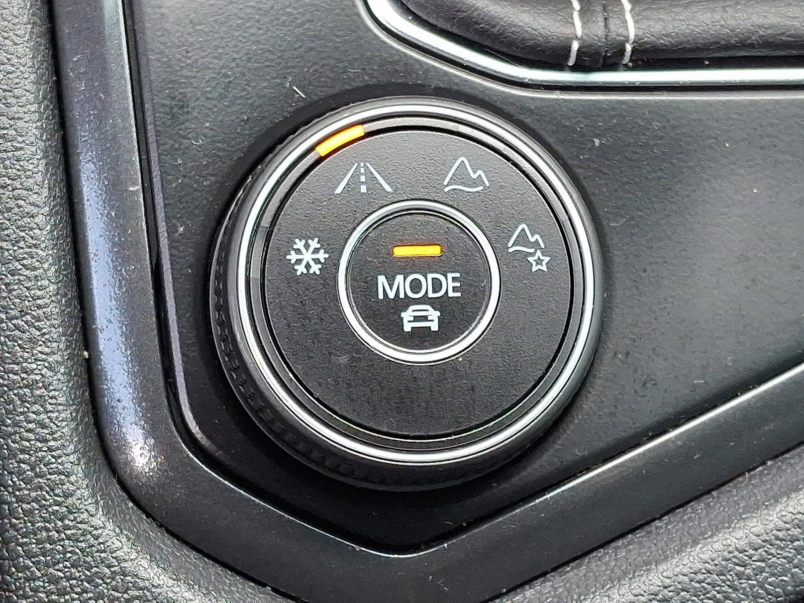 2024 Volkswagen Tiguan Vehicle Photo in BETHLEHEM, PA 18017-9401