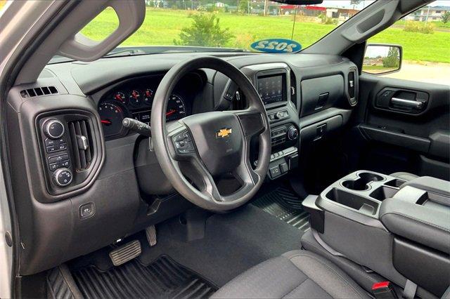 2022 Chevrolet Silverado 1500 Vehicle Photo in TOPEKA, KS 66609-0000
