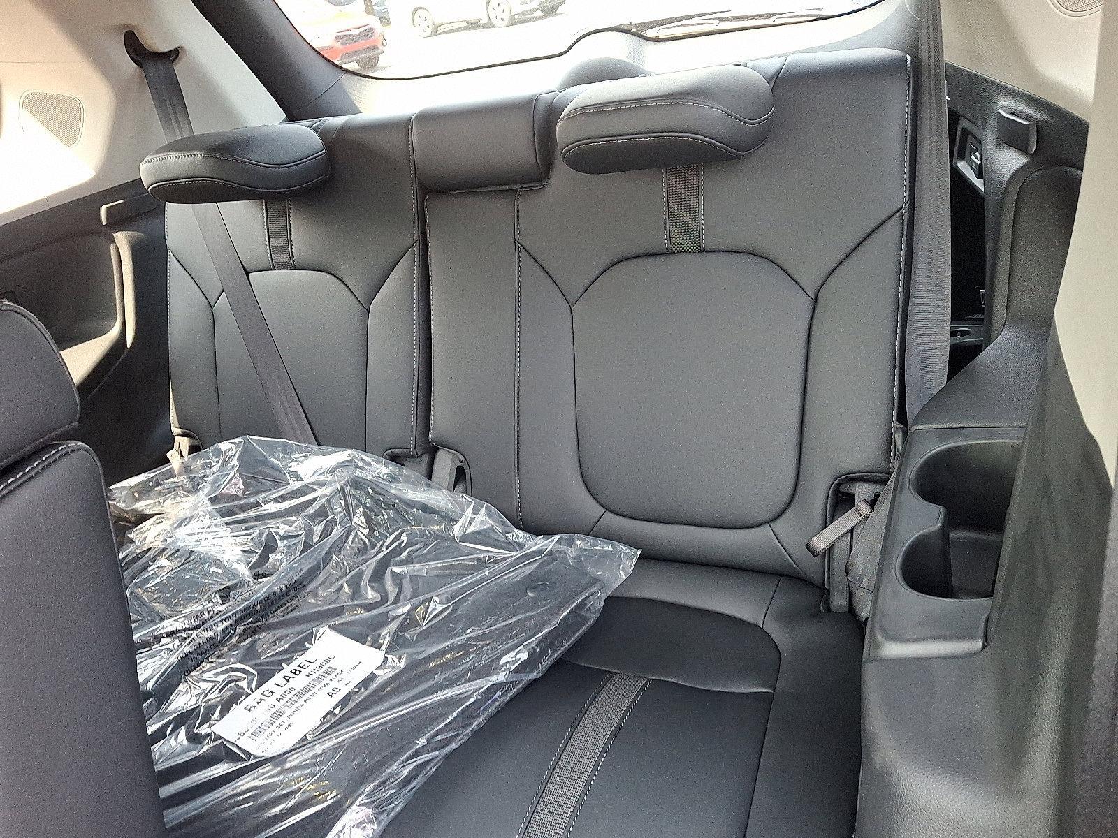 2025 Honda Pilot Vehicle Photo in Harrisburg, PA 17111