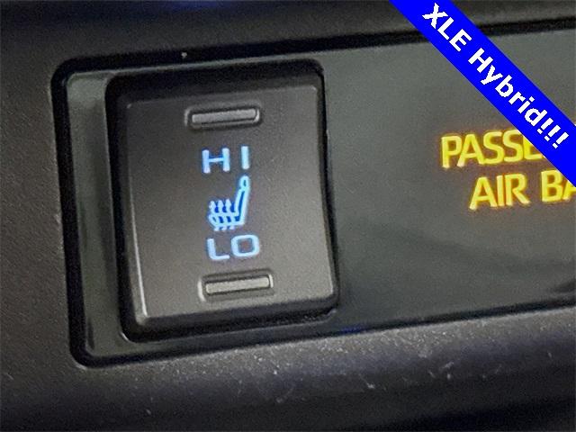 2021 Toyota RAV4 Vehicle Photo in Puyallup, WA 98371