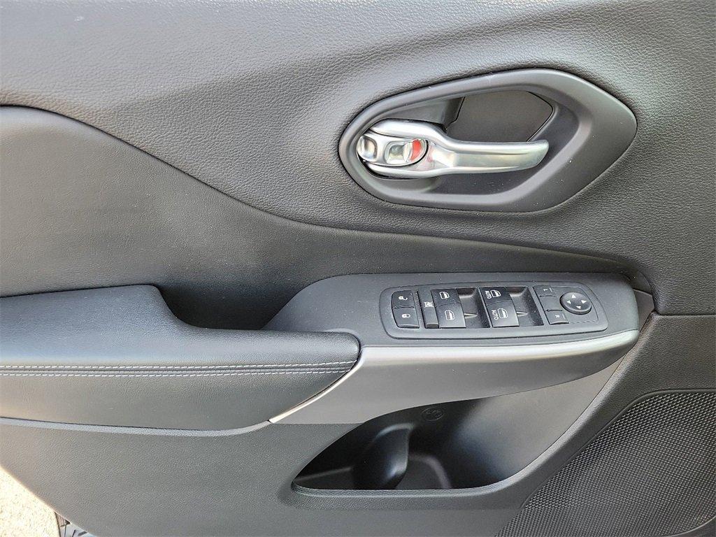 2019 Jeep Cherokee Vehicle Photo in Muncy, PA 17756
