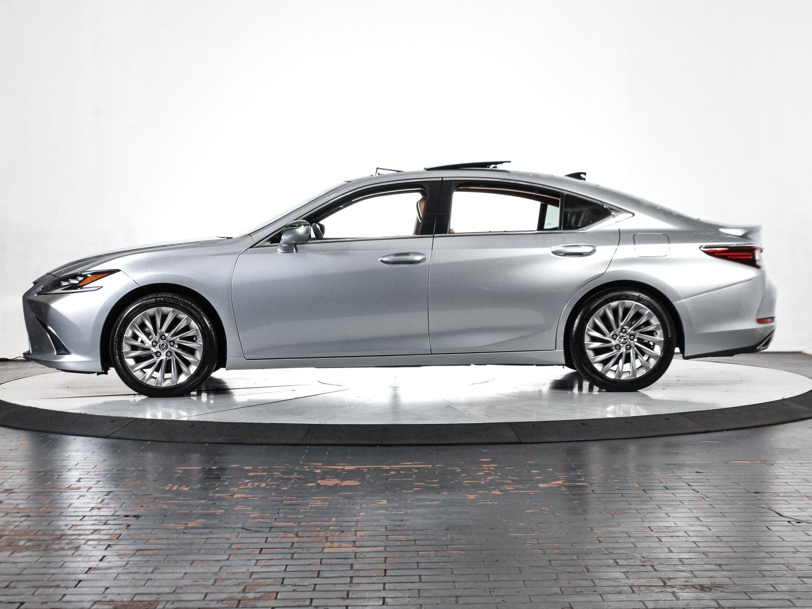 2023 Lexus ES 350 Vehicle Photo in DALLAS, TX 75235