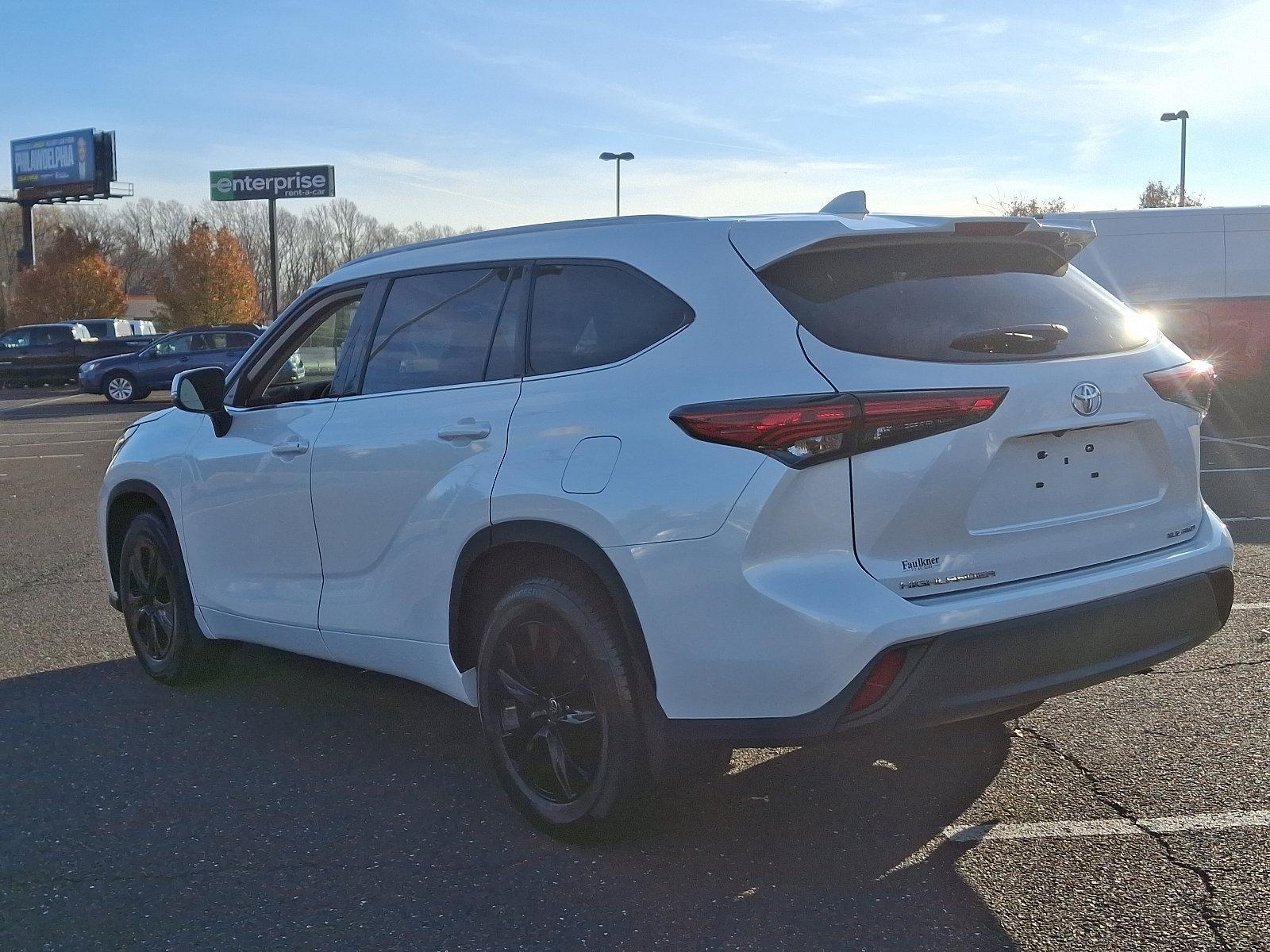 2022 Toyota Highlander Vehicle Photo in Trevose, PA 19053