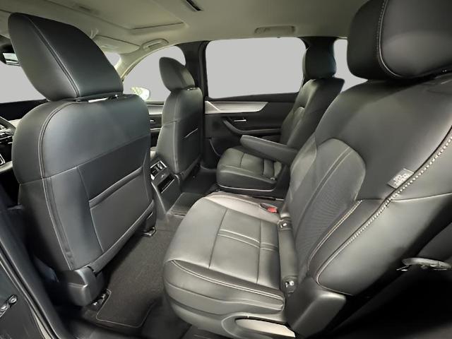 2025 Mazda CX-90 Vehicle Photo in Green Bay, WI 54304