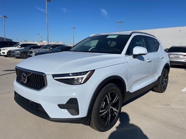 2025 Volvo XC40 Vehicle Photo in Grapevine, TX 76051