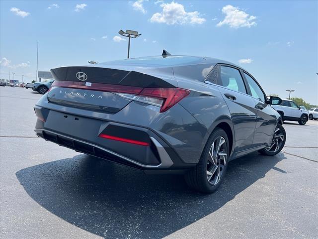 2024 Hyundai ELANTRA Vehicle Photo in Shiloh, IL 62269