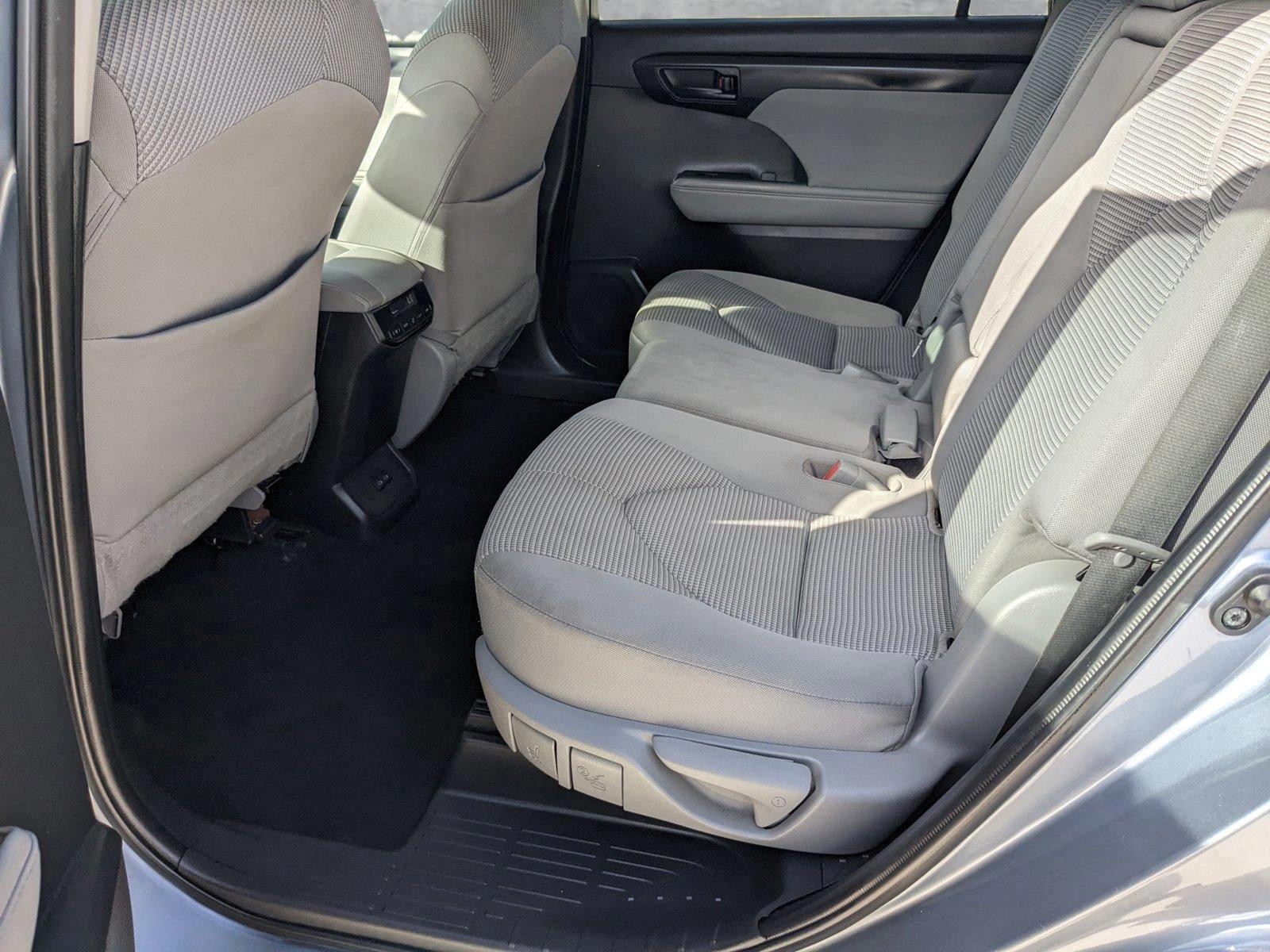 2022 Toyota Highlander Vehicle Photo in Davie, FL 33331