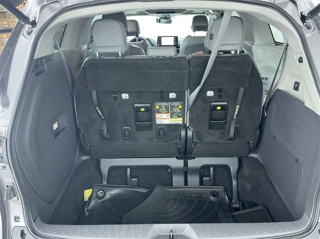 2021 Toyota Sienna Vehicle Photo in GILBERT, AZ 85297-0402