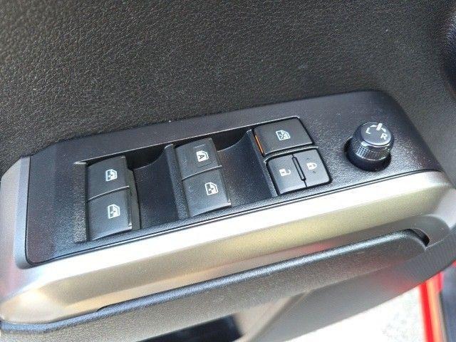 2022 Toyota Tacoma 4WD Vehicle Photo in Pleasant Hills, PA 15236
