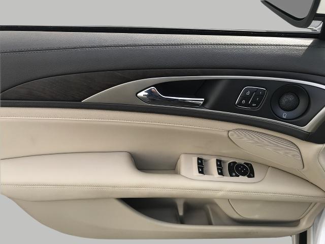 2019 Lincoln MKZ Vehicle Photo in GREEN BAY, WI 54303-3330