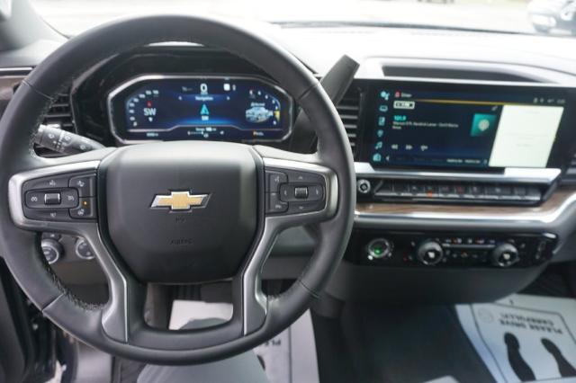 2023 Chevrolet Silverado 1500 Vehicle Photo in FAIRMONT, WV 26554-2318