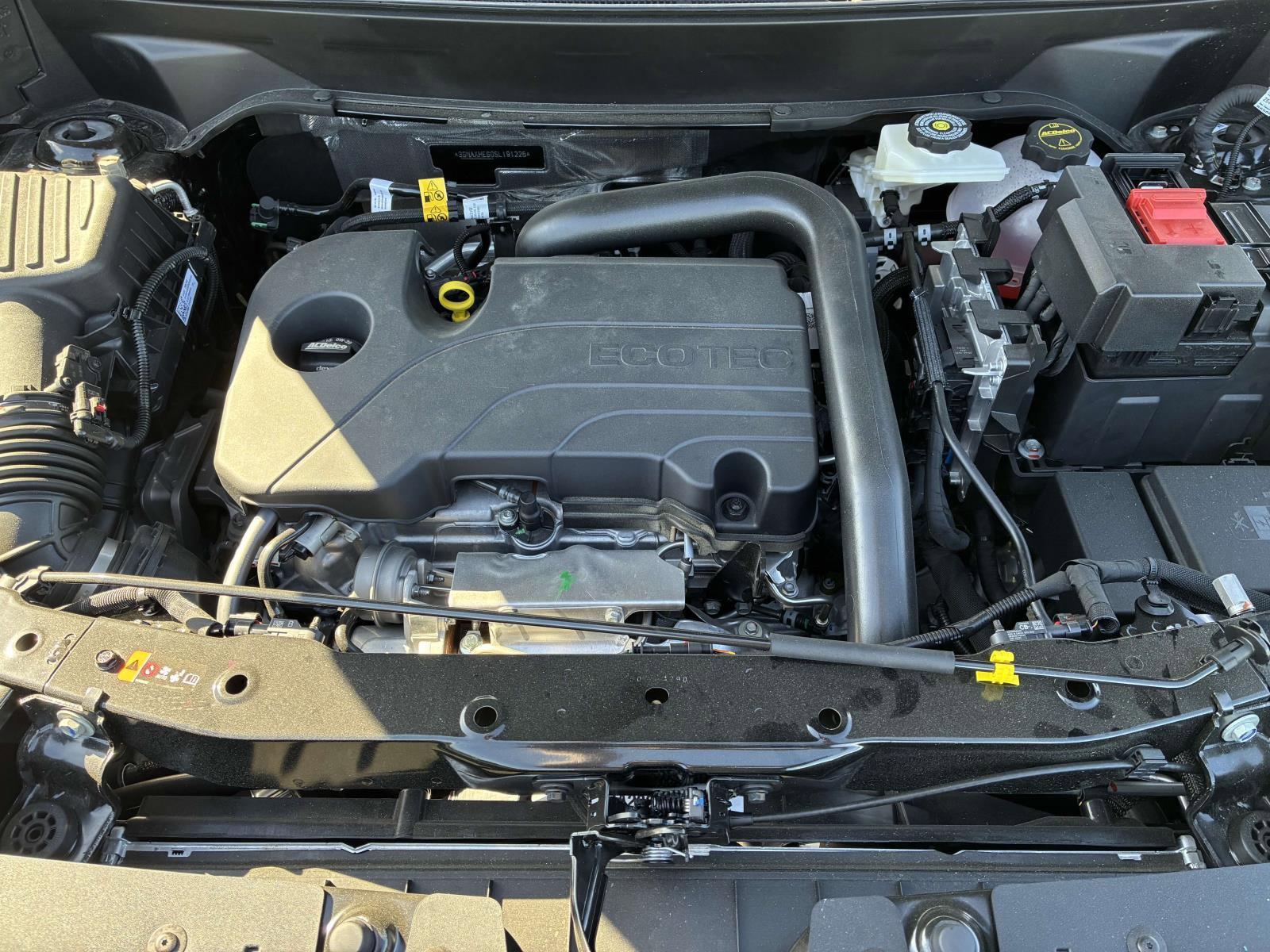 2025 Chevrolet Equinox Vehicle Photo in LOS ANGELES, CA 90007-3794