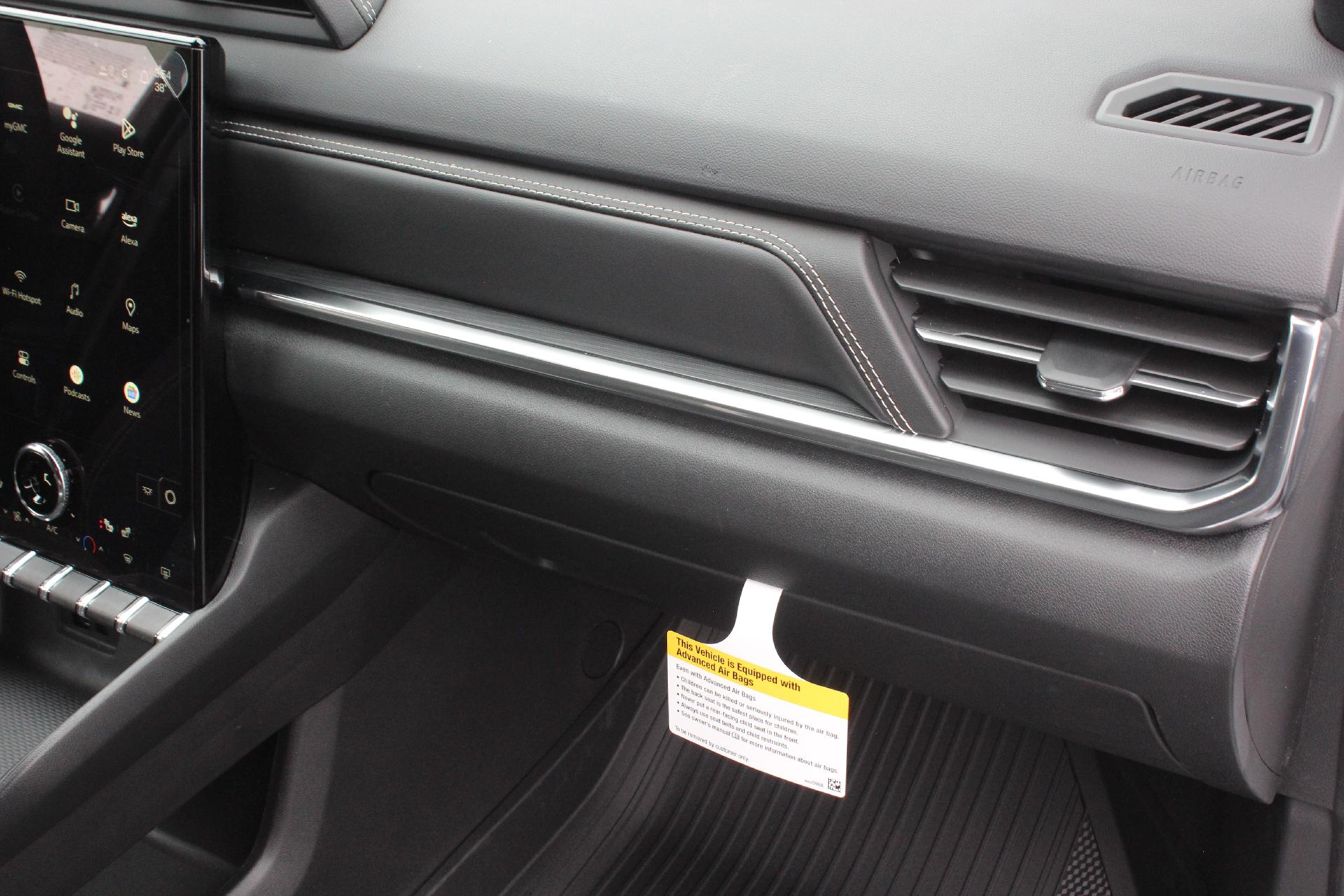 2025 GMC Terrain Vehicle Photo in AURORA, CO 80012-4011