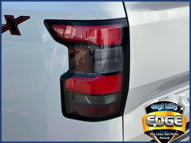 2022 Nissan Frontier Vehicle Photo in Roslyn, NY 11576