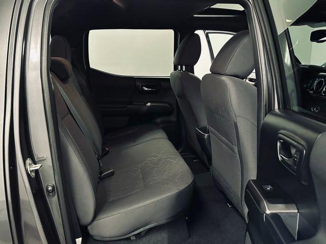 2017 Toyota Tacoma Vehicle Photo in MEDINA, OH 44256-9631
