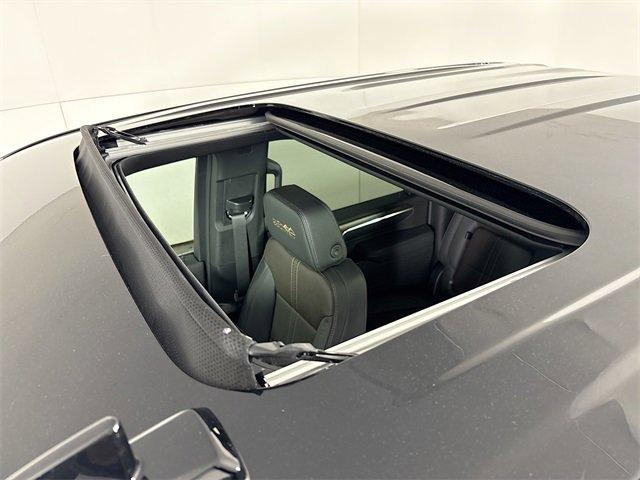 2025 Chevrolet Silverado 3500 HD Vehicle Photo in PUYALLUP, WA 98371-4149