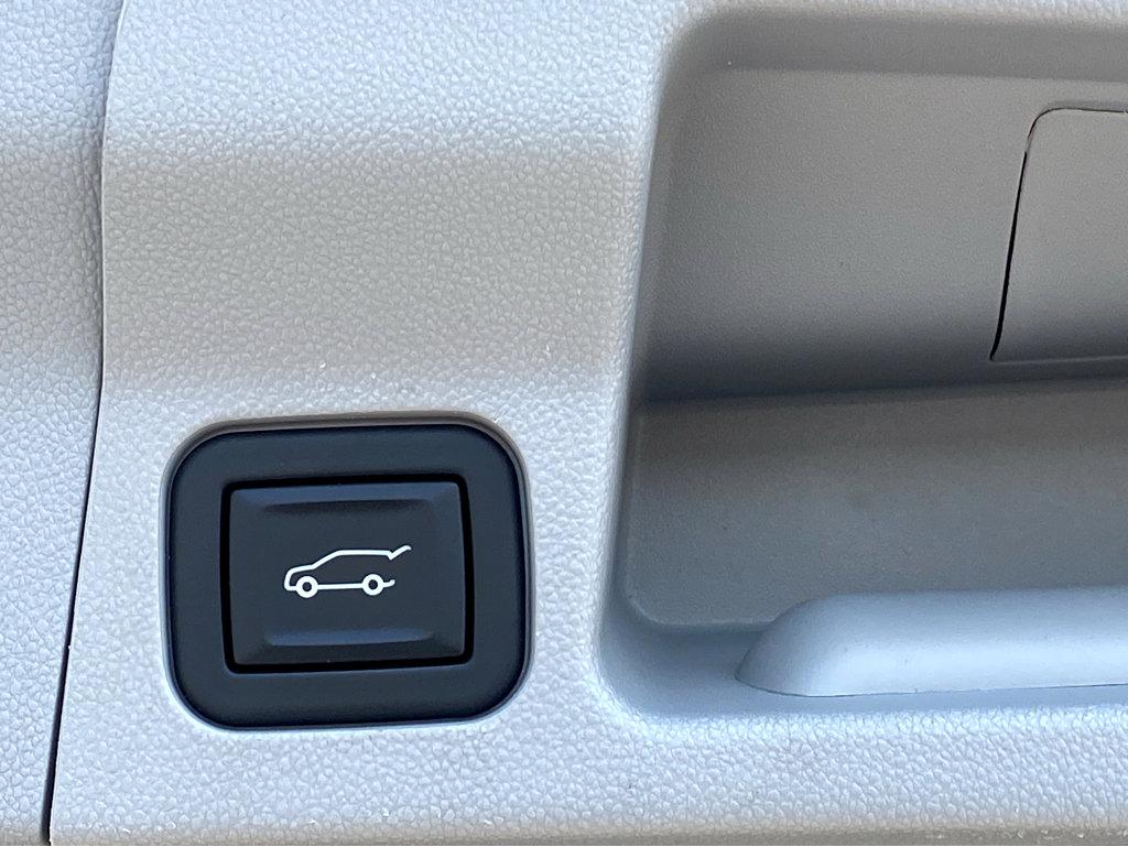 2023 GMC Acadia Vehicle Photo in POOLER, GA 31322-3252