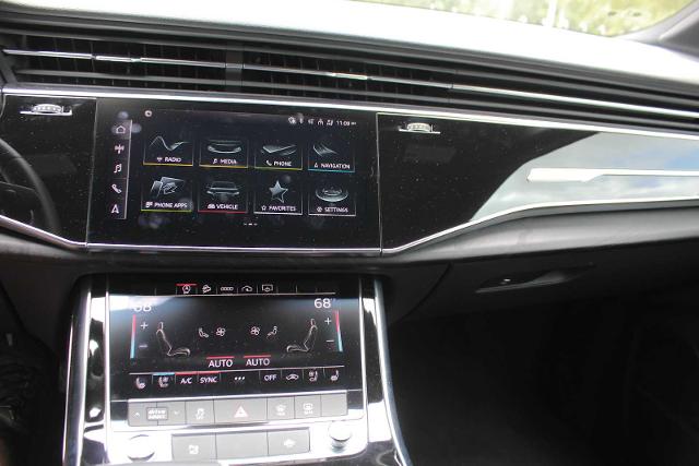 2023 Audi Q7 Vehicle Photo in HOUSTON, TX 77090