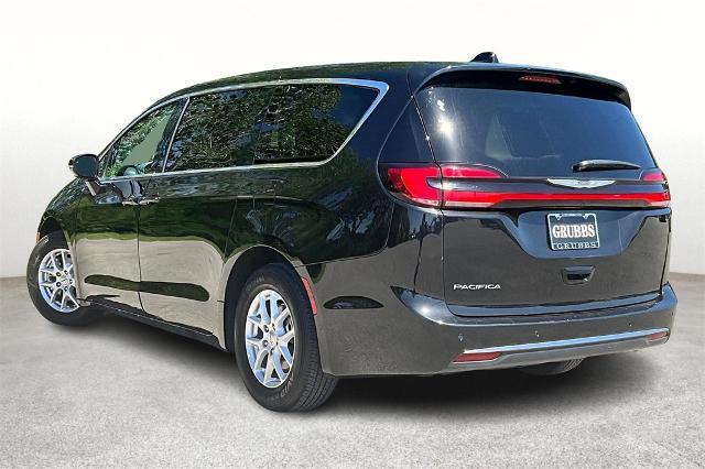 2023 Chrysler Pacifica Vehicle Photo in Tulsa, OK 74145