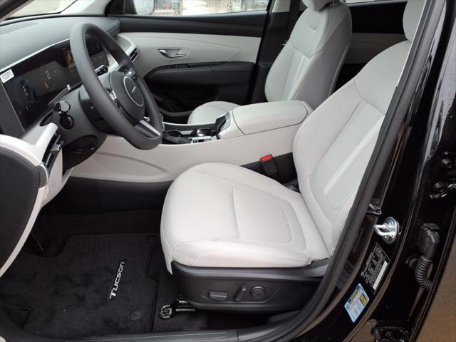 2025 Hyundai TUCSON Vehicle Photo in Peoria, IL 61615