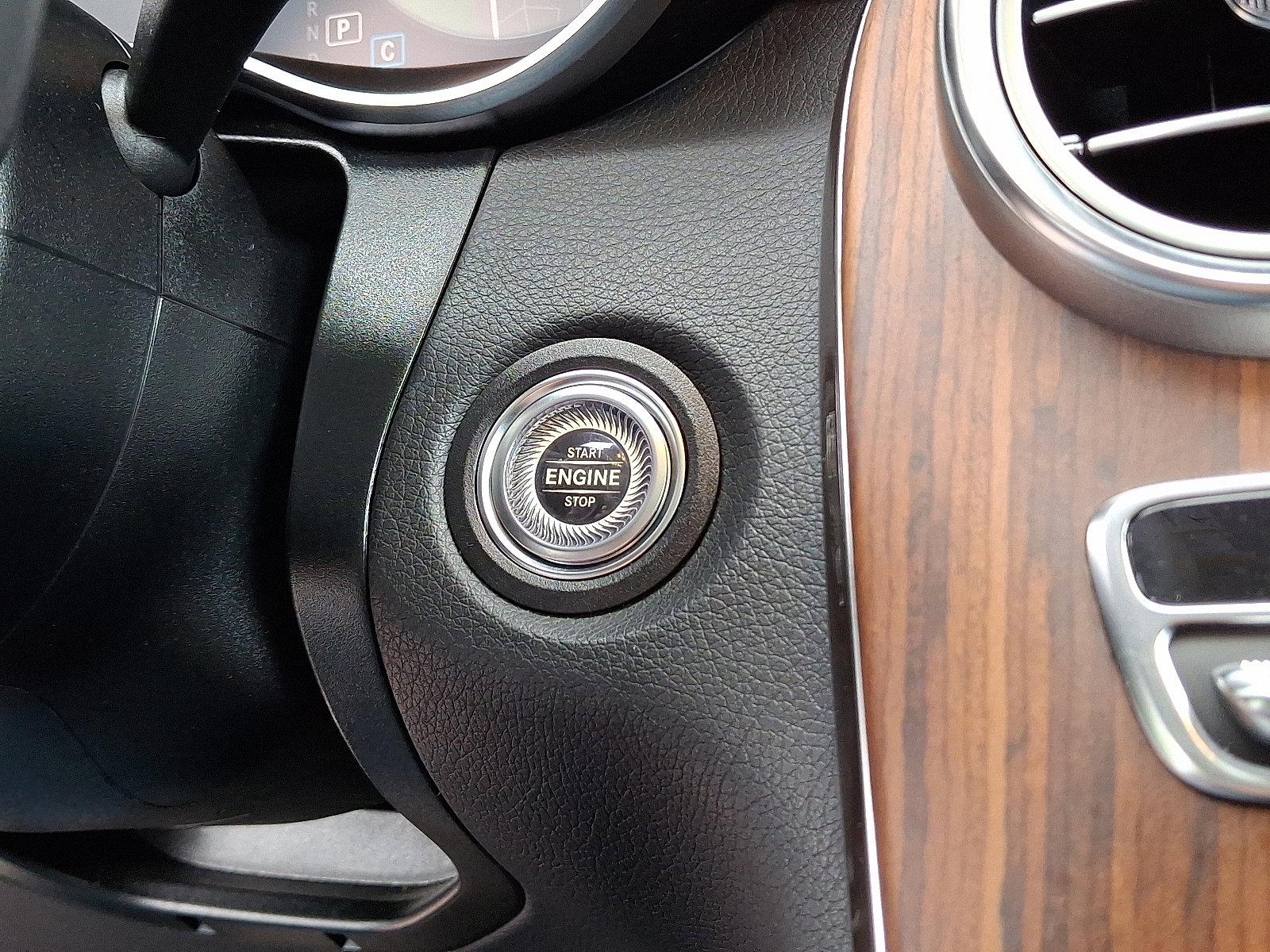 2022 Mercedes-Benz GLC Vehicle Photo in Willow Grove, PA 19090