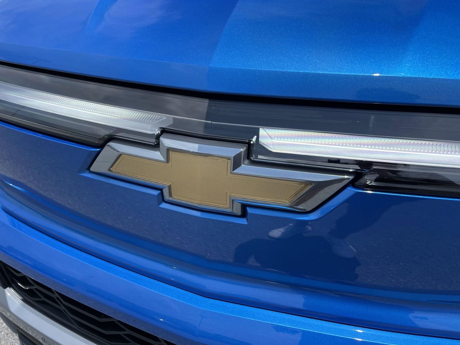 2025 Chevrolet Silverado EV Vehicle Photo in BENTONVILLE, AR 72712-4322