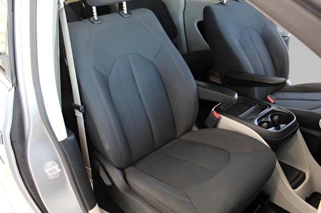 2019 Chrysler Pacifica Vehicle Photo in Green Bay, WI 54304