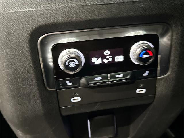 2022 GMC Yukon Vehicle Photo in EVERETT, WA 98203-5662