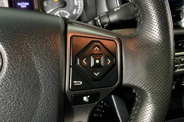 2019 Toyota Tacoma 4WD Vehicle Photo in Kansas City, MO 64114