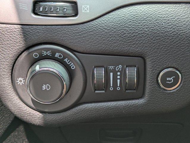 2021 Jeep Cherokee Vehicle Photo in BRUNSWICK, GA 31525-1881
