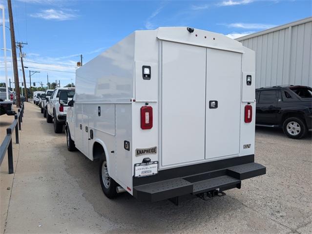 2025 Chevrolet Express Commercial Cutaway Vehicle Photo in ENGLEWOOD, CO 80113-6708