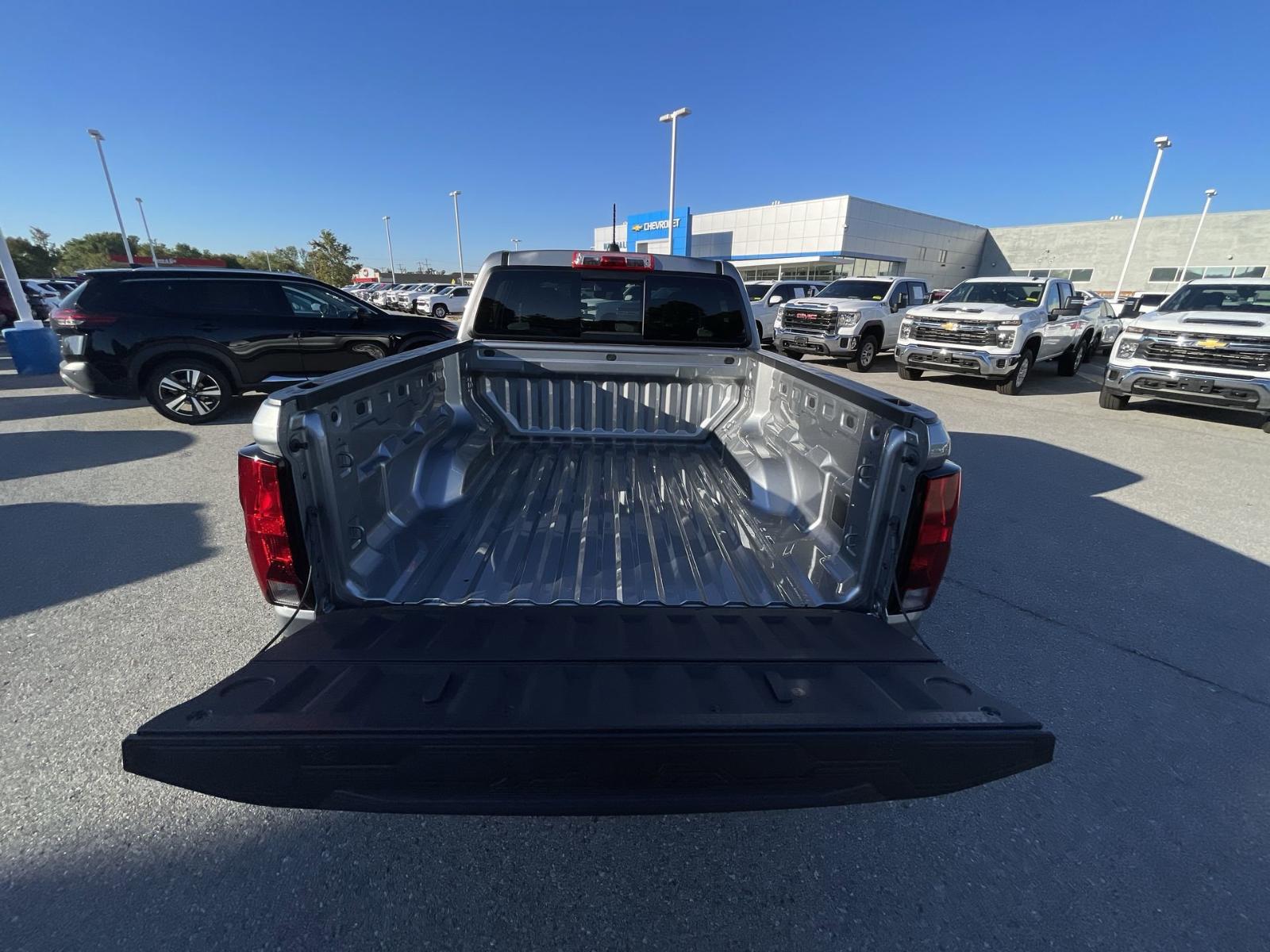 2024 Chevrolet Colorado Vehicle Photo in BENTONVILLE, AR 72712-4322