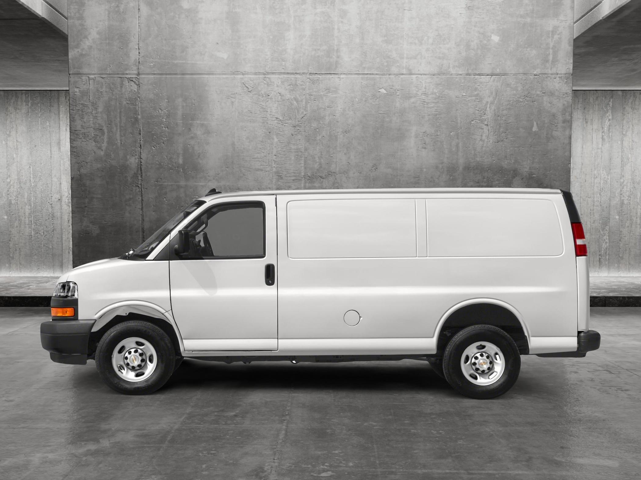 2024 Chevrolet Express Cargo 2500 Vehicle Photo in PEORIA, AZ 85382-3715