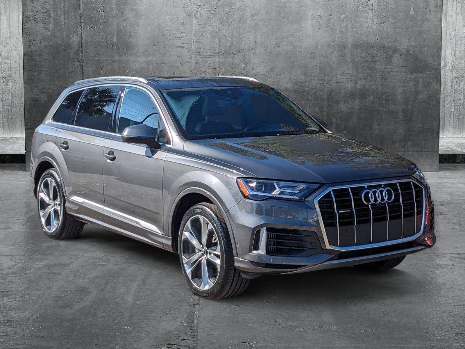 2020 Audi Q7 Vehicle Photo in Tampa, FL 33614