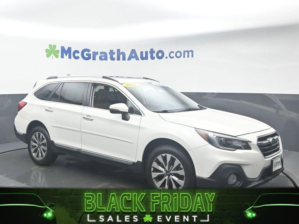2018 Subaru Outback Vehicle Photo in Marion, IA 52302