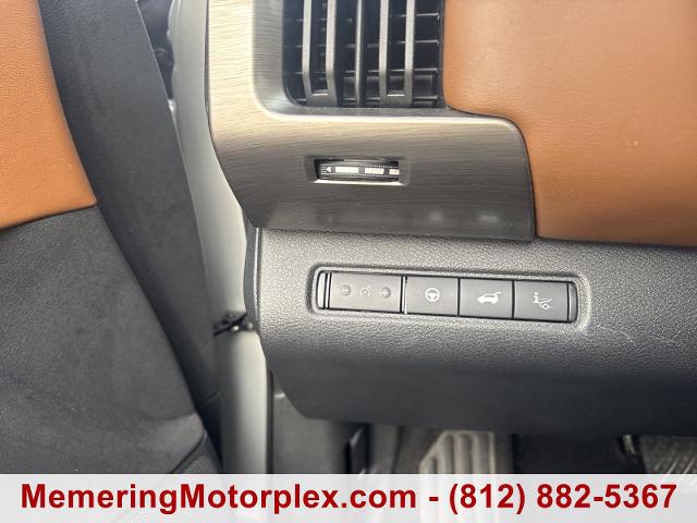 2024 Nissan Pathfinder Vehicle Photo in VINCENNES, IN 47591-5519