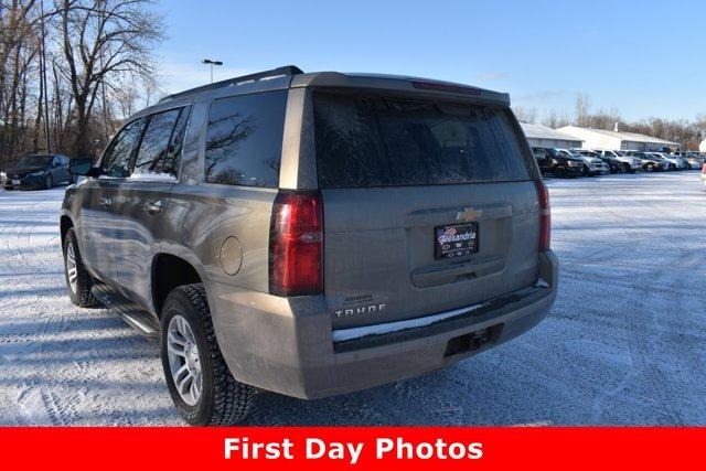 2017 Chevrolet Tahoe LT photo 39