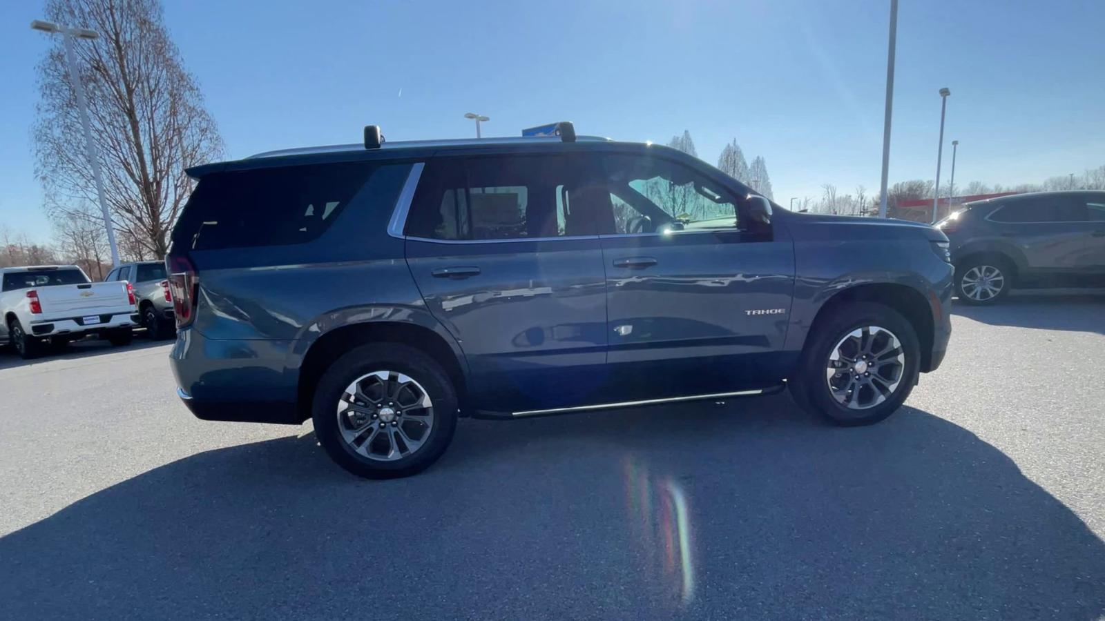 2025 Chevrolet Tahoe Vehicle Photo in BENTONVILLE, AR 72712-4322