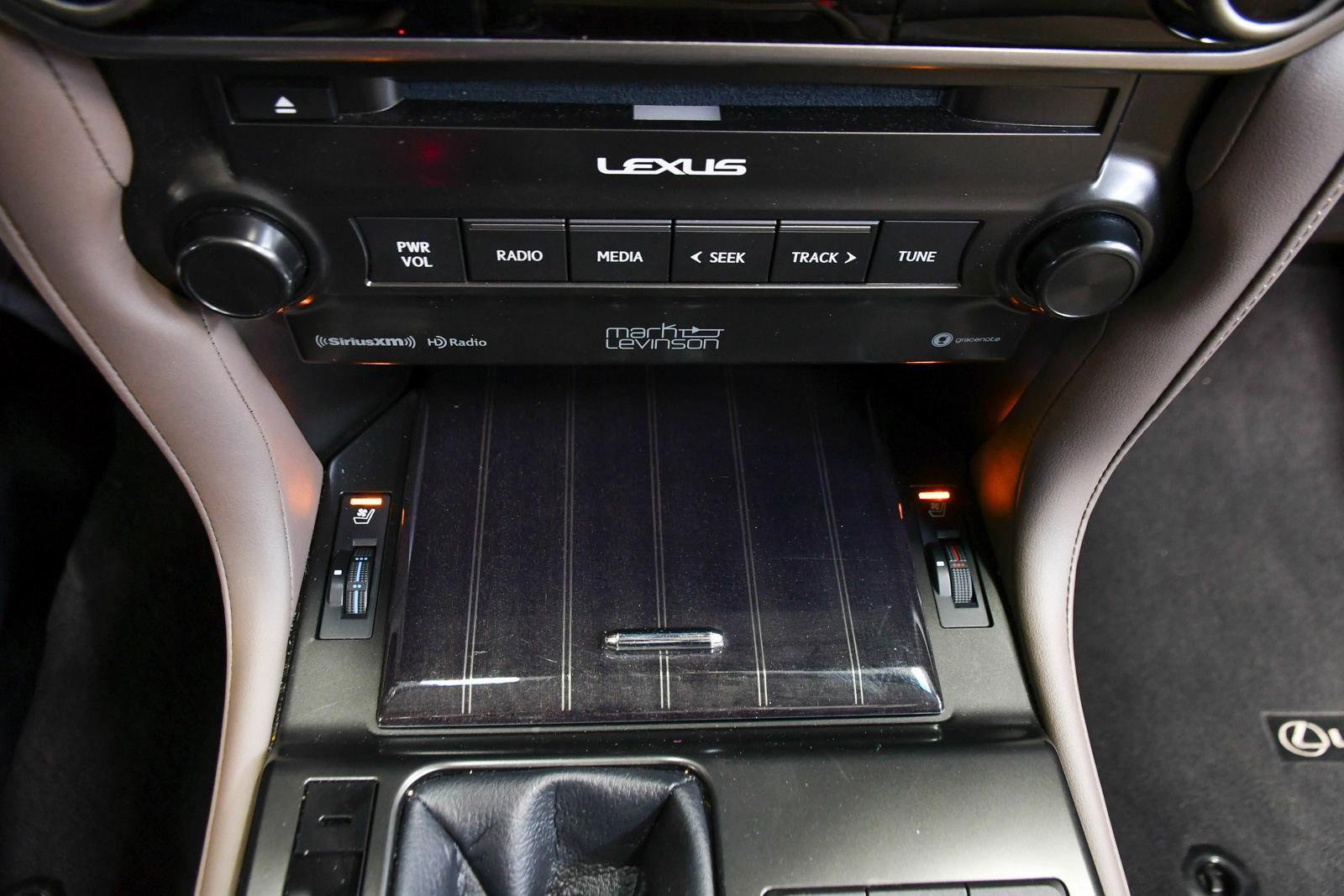 2023 Lexus GX 460 Vehicle Photo in DALLAS, TX 75235