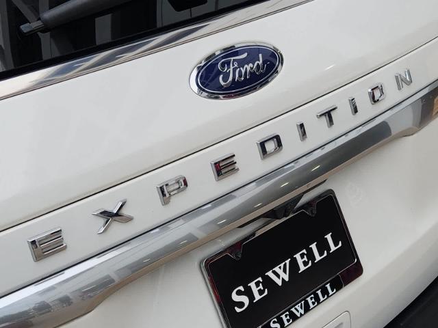 2024 Ford Expedition Max Vehicle Photo in Grapevine, TX 76051