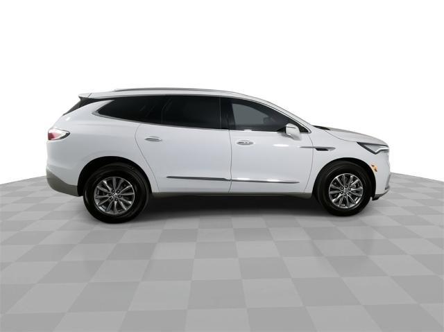 2024 Buick Enclave Vehicle Photo in GILBERT, AZ 85297-0402