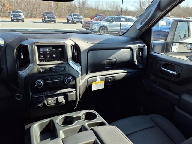 2024 Chevrolet Silverado 2500 HD Vehicle Photo in EMPORIA, VA 23847-1235